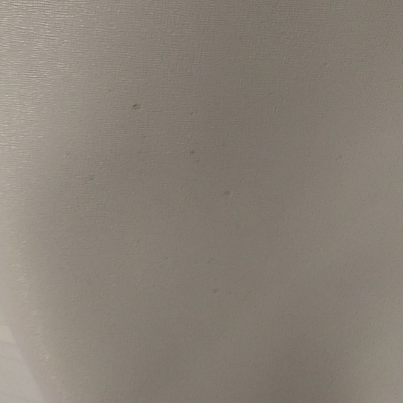 Chic and Sleek White Large Spring Tote Bag - Picture 3 of 10